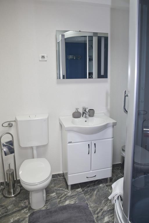 Apartments Qualitas Kotor Kültér fotó