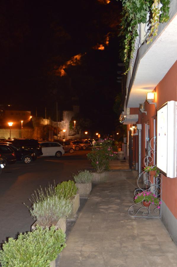 Apartments Qualitas Kotor Kültér fotó